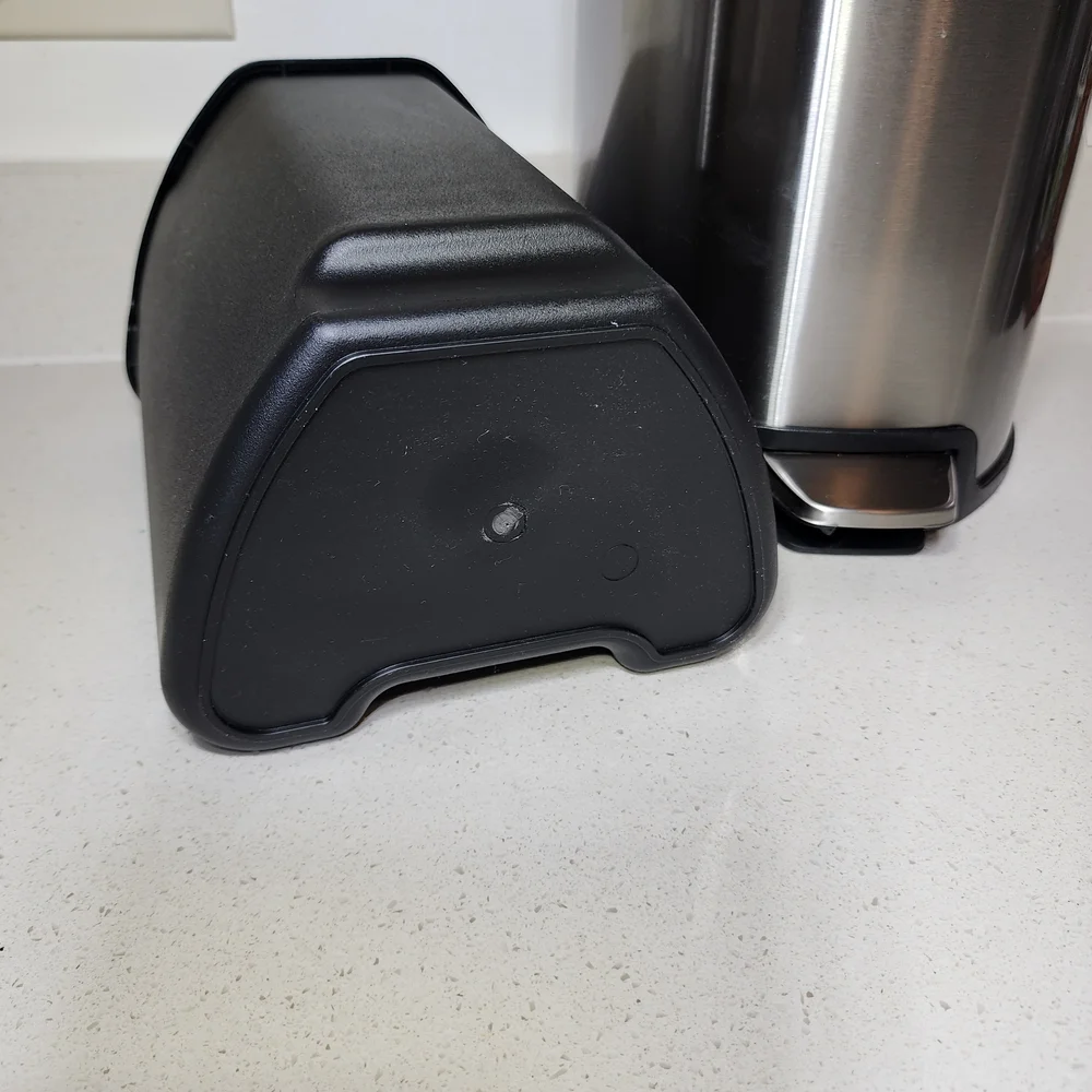 Stainless Steel Trash Can with Pedal. Receptable With Lid. New No Tags - Picture 7 of 13